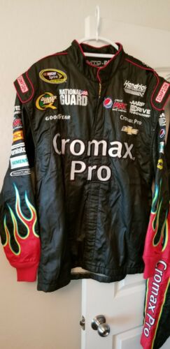 Jeff Gordon Axalta Cromax Pro Race Used Pit Crew Fire Suit - Race Used 360
